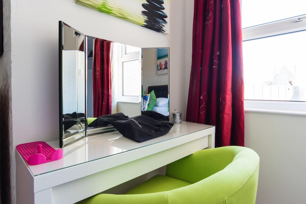 Sea View Ar Lan Y Mor Luxury Apartment Aberystwyth Esterno foto